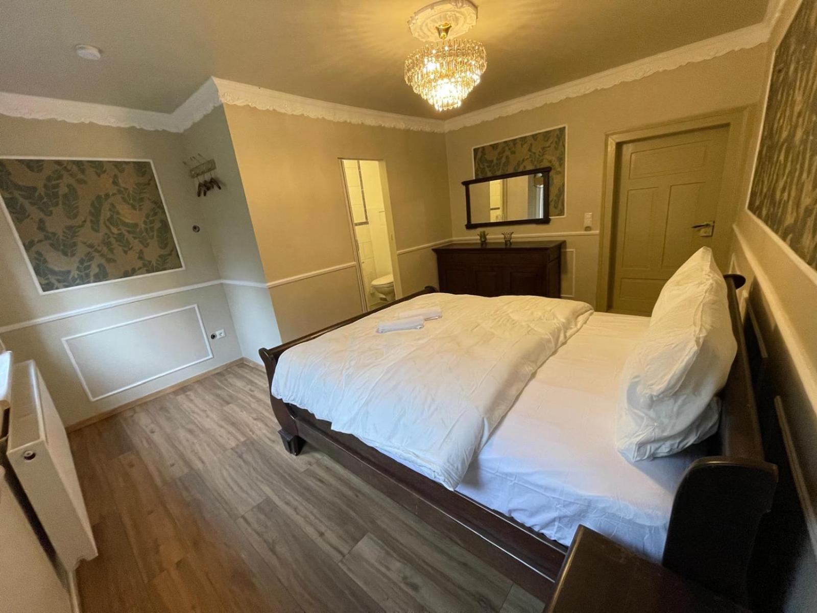 Boutique Hotel Am Bahndamm Neuhaus am Rennweg Exteriör bild